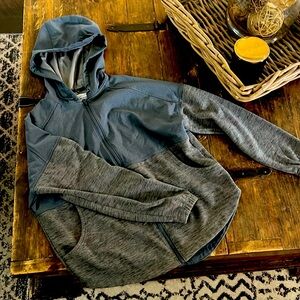 Columbia athletic sweater